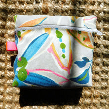 Load image into Gallery viewer, Funky Floral Zippered Bag