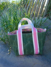 Load image into Gallery viewer, Pink Paisley Picnic Waxed Canvas Tote