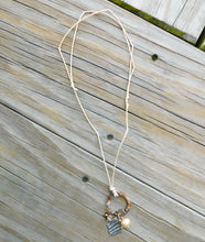 Load image into Gallery viewer, Scallop Shell Charm Necklace