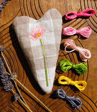 Load image into Gallery viewer, Stem Flower Heart Sachet