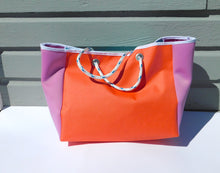 Load image into Gallery viewer, The Salty Tote in Flamingo