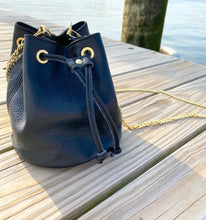 Load image into Gallery viewer, Wharfside Bucket Bag